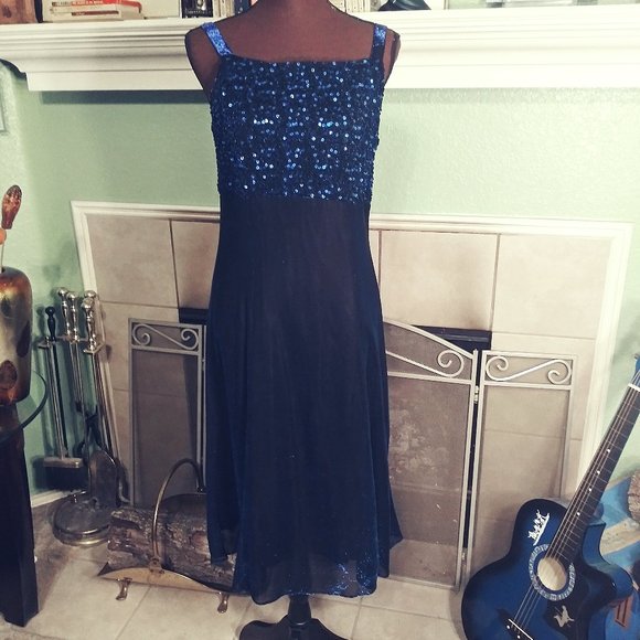 Formal Blue Dress, Midi Dress, Party Dress, Betsy and Adam by Jaslene, Size 14 - Picture 8 of 15